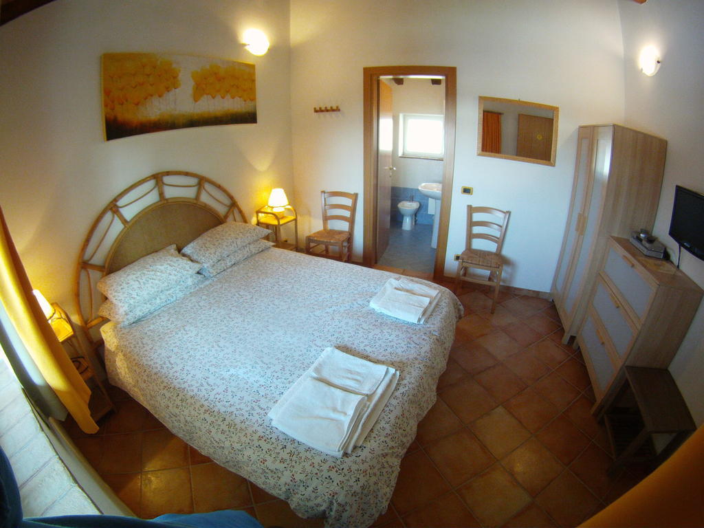 Al Campo Di Sotto Bed & Breakfast Buia Exteriör bild