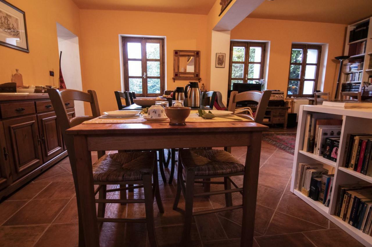 Al Campo Di Sotto Bed & Breakfast Buia Exteriör bild
